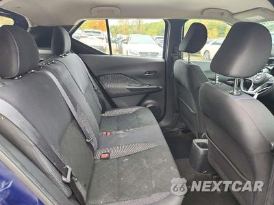 Zdjęcie 10 z 12 samochodu: 2019 NISSAN KICKS SV VIN:3N1CP5CU6KL507515 - miniatura
