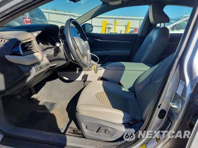 Zdjęcie 7 z 12 samochodu: 2021 TOYOTA CAMRY SE VIN:4T1G11AK4MU602279 - miniatura