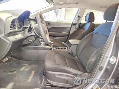 Zdjęcie 7 z 13 samochodu: 2019 HYUNDAI ELANTRA SE VIN:5NPD74LF7KH444373 - miniatura