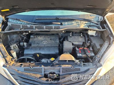 Zdjęcie 12 z 13 samochodu: 2011 TOYOTA SIENNA LE VIN:5TDKK3DC1BS062452 - miniatura