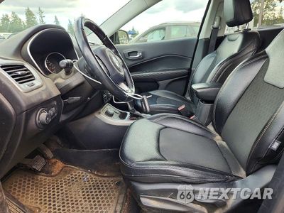 Zdjęcie 7 z 13 samochodu: 2019 JEEP COMPASS LATITUDE VIN:3C4NJDBB2KT749901 - miniatura