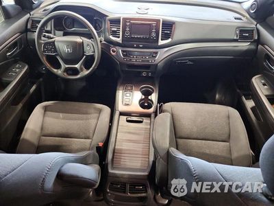 Zdjęcie 8 z 12 samochodu: 2019 HONDA PASSPORT SPORT VIN:5FNYF8H21KB026214 - miniatura