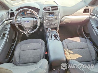 Zdjęcie 8 z 13 samochodu: 2019 FORD EXPLORER XLT VIN:1FM5K8DHXKGA15089 - miniatura