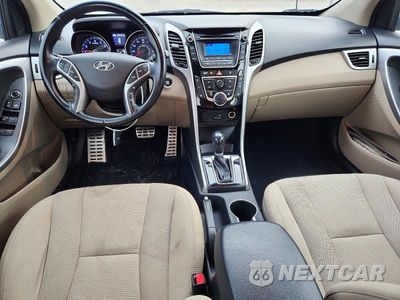 Zdjęcie 8 z 12 samochodu: 2016 HYUNDAI ELANTRA GT BASE VIN:KMHD35LH3GU258311 - miniatura