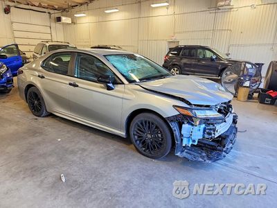 Czwarte zdjęcie samochodu z boku: 2021 TOYOTA CAMRY SE NIGHTSHADE VIN:4T1G11BK8MU041700 - miniatura