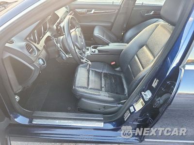 Zdjęcie 7 z 13 samochodu: 2012 MERCEDES-BENZ C 300 4MATIC VIN:WDDGF8BB7CR197846 - miniatura