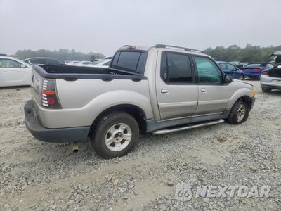 Trzecie zdjęcie samochodu z tyłu: 2002 FORD EXPLORER SPORT TRAC VIN:1FMZU67EX2UD39601 - miniatura