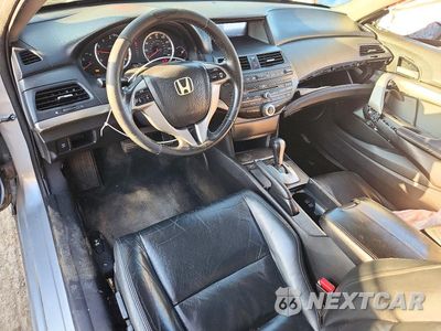 Zdjęcie 8 z 13 samochodu: 2009 HONDA ACCORD EXL VIN:1HGCS12809A010410 - miniatura