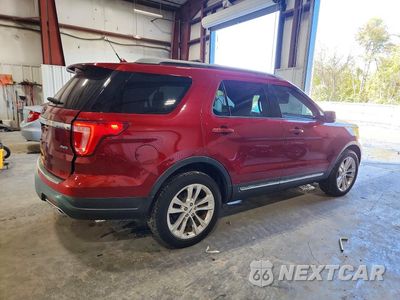Trzecie zdjęcie samochodu z tyłu: 2018 FORD EXPLORER XLT VIN:1FM5K8D84JGA91244 - miniatura