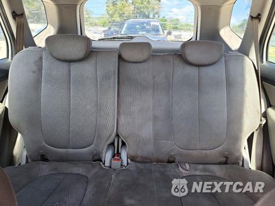 Zdjęcie 10 z 13 samochodu: 2008 KIA RONDO LX VIN:KNAFG526987162584 - miniatura