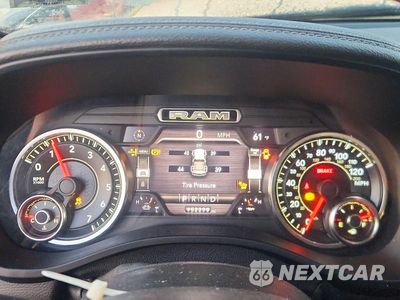 Zdjęcie 9 z 12 samochodu: 2021 RAM 1500 LARAMIE VIN:1C6SRFJT1MN806424 - miniatura