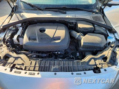 Zdjęcie 11 z 12 samochodu: 2016 VOLVO S60 PLATINUM VIN:LYV402FM3GB109606 - miniatura