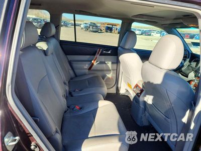 Zdjęcie 11 z 13 samochodu: 2013 TOYOTA HIGHLANDER LIMITED VIN:5TDDK3EH0DS248991 - miniatura