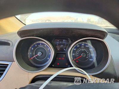 Zdjęcie 9 z 12 samochodu: 2013 HYUNDAI ELANTRA GLS VIN:KMHDH4AE5DU897371 - miniatura