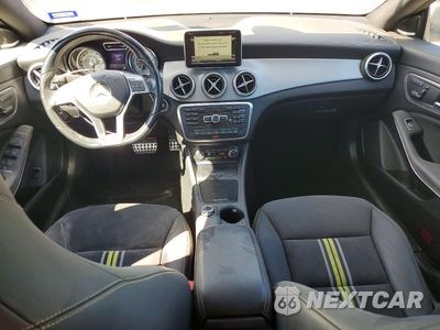 Zdjęcie 8 z 12 samochodu: 2014 MERCEDES-BENZ CLA 250 4MATIC VIN:WDDSJ4GB5EN091528 - miniatura