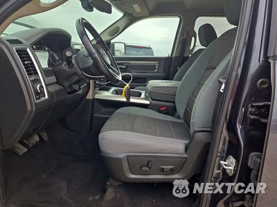 Zdjęcie 7 z 12 samochodu: 2018 RAM 1500 SLT VIN:1C6RR7GGXJS231476 - miniatura