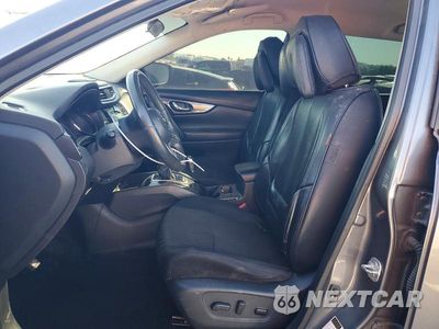 Zdjęcie 7 z 14 samochodu: 2017 NISSAN ROGUE SV VIN:5N1AT2MT8HC814964 - miniatura