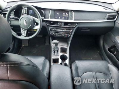 Zdjęcie 8 z 12 samochodu: 2019 KIA OPTIMA LX VIN:5XXGT4L36KG378389 - miniatura