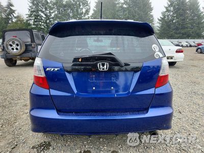 Zdjęcie 6 z 12 samochodu: 2010 HONDA FIT SPORT VIN:JHMGE8H40AS009260 - miniatura