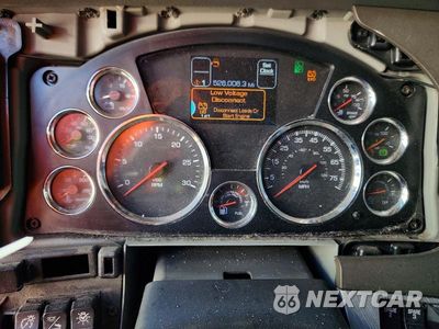 Zdjęcie 9 z 14 samochodu: 2019 KENWORTH T680 SEMI TRUCK VIN:1XKYD49X6KJ291930 - miniatura