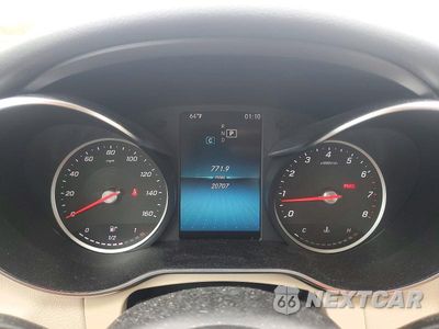 Zdjęcie 9 z 12 samochodu: 2019 MERCEDES-BENZ C 300 4MATIC VIN:55SWF8EB7KU293321 - miniatura