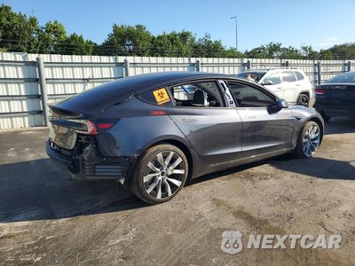 Trzecie zdjęcie samochodu z tyłu: 2025 TESLA MODEL 3 VIN:5YJ3E1EA9SF024730 - miniatura