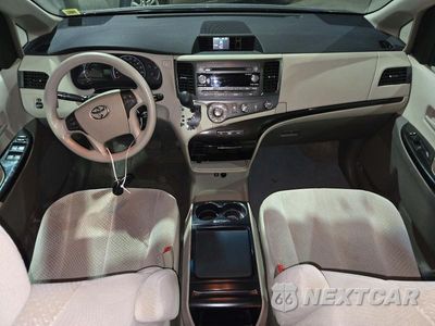 Zdjęcie 8 z 13 samochodu: 2011 TOYOTA SIENNA LE VIN:5TDKK3DC5BS115122 - miniatura