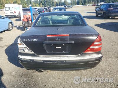 Zdjęcie 6 z 12 samochodu: 2001 MERCEDES-BENZ SLK 320 VIN:WDBKK65F71F194509 - miniatura