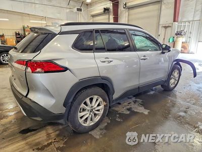 Trzecie zdjęcie samochodu z tyłu: 2024 TOYOTA COROLLA CROSS LE VIN:7MUCAABG3RV079710 - miniatura