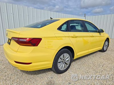 Trzecie zdjęcie samochodu z tyłu: 2019 VOLKSWAGEN JETTA S VIN:3VWC57BU3KM130746 - miniatura