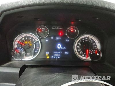 Zdjęcie 9 z 13 samochodu: 2015 RAM 3500 SLT VIN:3C63RRHL6FG579688 - miniatura