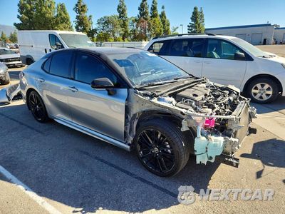 Czwarte zdjęcie samochodu z boku: 2021 TOYOTA CAMRY XSE VIN:4T1K31AK2MU024896 - miniatura