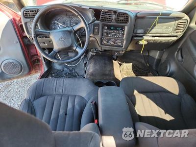 Zdjęcie 8 z 12 samochodu: 2003 CHEVROLET S TRUCK S10 VIN:1GCCS19H738168472 - miniatura