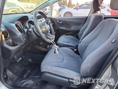 Zdjęcie 7 z 12 samochodu: 2009 HONDA FIT VIN:JHMGE88299S015259 - miniatura