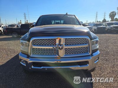 Piąte zdjęcie samochodu w środku: 2018 RAM 3500 LARAMIE VIN:3C63R3ML6JG374805 - miniatura
