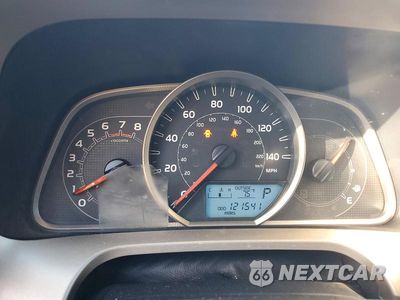 Zdjęcie 9 z 13 samochodu: 2015 TOYOTA RAV4 LE VIN:JTMZFREV1FJ024891 - miniatura