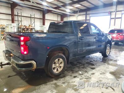 Trzecie zdjęcie samochodu z tyłu: 2021 CHEVROLET SILVERADO K1500 LT VIN:3GCUYDED4MG122830 - miniatura