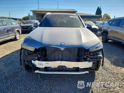 Piąte zdjęcie samochodu w środku: 2026 BMW X5 XDRIVE50E VIN:5UX43EU00T9314410 - miniatura