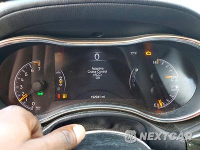 Zdjęcie 9 z 13 samochodu: 2015 JEEP GRAND CHEROKEE OVERLAND VIN:1C4RJFCG0FC609130 - miniatura