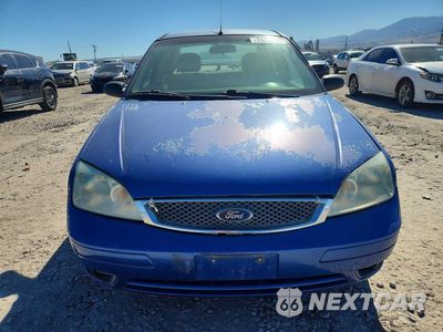 Piąte zdjęcie samochodu w środku: 2005 FORD FOCUS ZX4 VIN:1FAHP34N75W282802 - miniatura