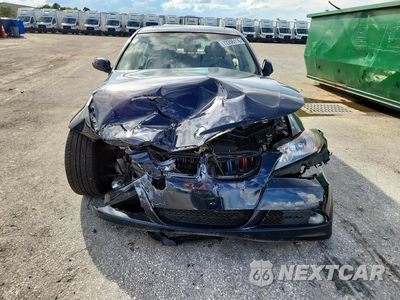 Piąte zdjęcie samochodu w środku: 2006 BMW 325 I VIN:WBAVB13576PT20037 - miniatura