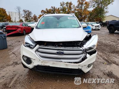 Piąte zdjęcie samochodu w środku: 2019 FORD ESCAPE TITANIUM VIN:1FMCU9J99KUC42800 - miniatura
