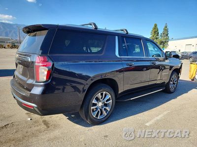 Trzecie zdjęcie samochodu z tyłu: 2022 CHEVROLET SUBURBAN K1500 LT VIN:1GNSKCKD0NR197928 - miniatura