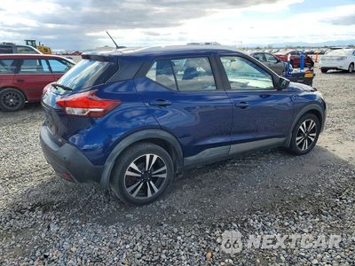 Trzecie zdjęcie samochodu z tyłu: 2020 NISSAN KICKS SV VIN:3N1CP5CV6LL532280 - miniatura