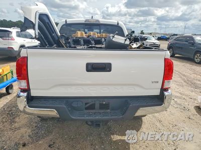 Zdjęcie 6 z 13 samochodu: 2016 TOYOTA TACOMA SR5 V6 VIN:5TFAZ5CNXGX016285 - miniatura