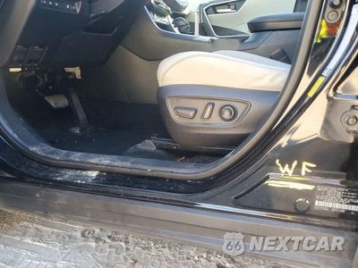 Zdjęcie 13 z 14 samochodu: 2020 TOYOTA RAV4 XLE PREMIUM VIN:JTMC1RFV0LD053165 - miniatura