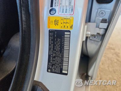 Zdjęcie 12 z 12 samochodu: 2006 BMW 525 I VIN:WBANE53566CK82953 - miniatura