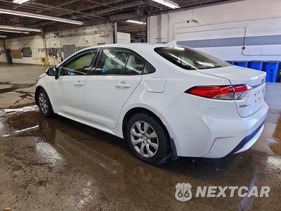 Drugie zdjęcie samochodu z przodu: 2021 TOYOTA COROLLA LE VIN:JTDEPMAE7MJ124625 - miniatura