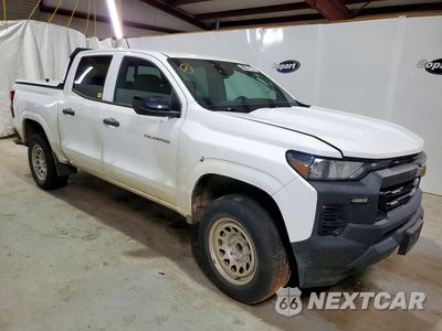 Czwarte zdjęcie samochodu z boku: 2024 CHEVROLET COLORADO VIN:1GCGSBEC1R1275939 - miniatura