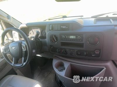 Zdjęcie 12 z 12 samochodu: 2022 FORD ECONOLINE E350 SUPER DUTY CUTAWAY VAN VIN:1FDWE3FK2NDC29877 - miniatura